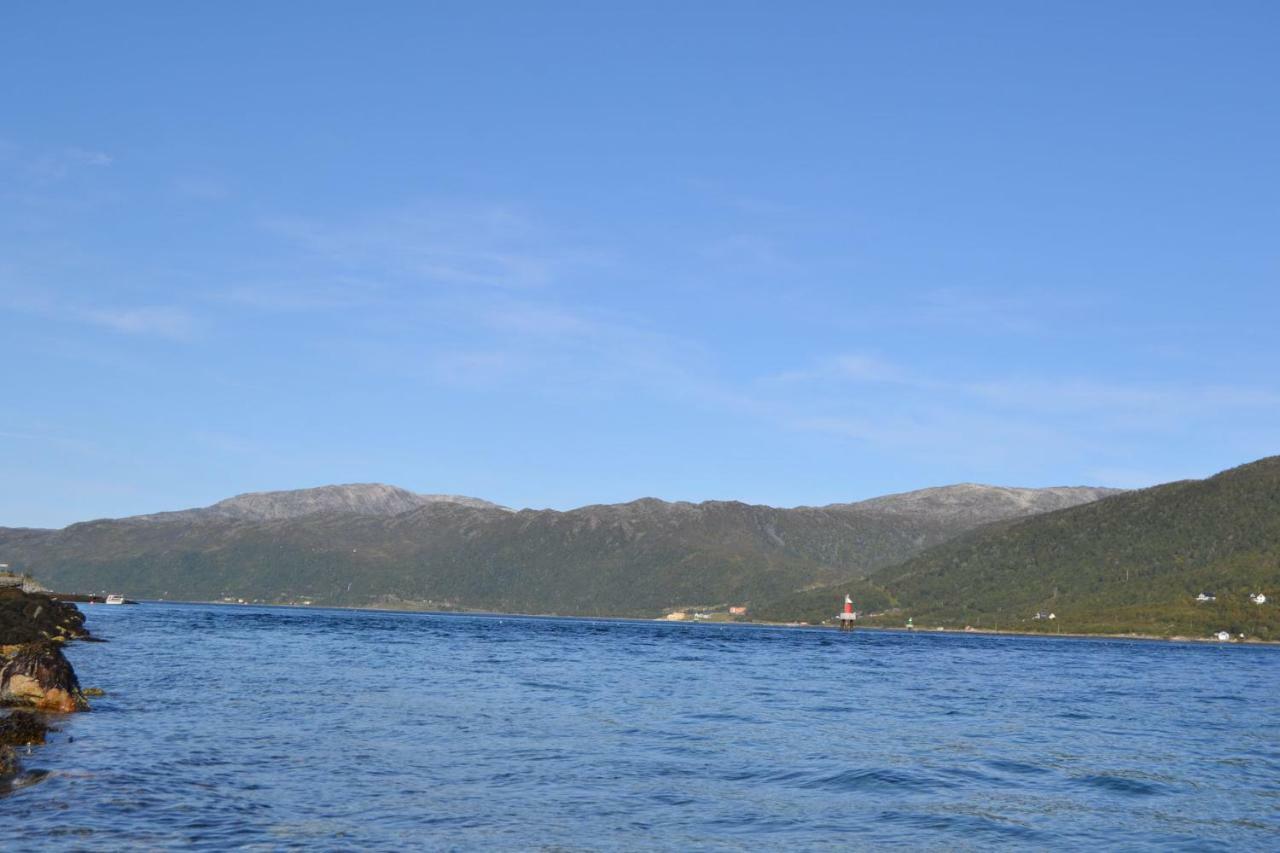 Kvaloya Lodge Futrikelv 외부 사진