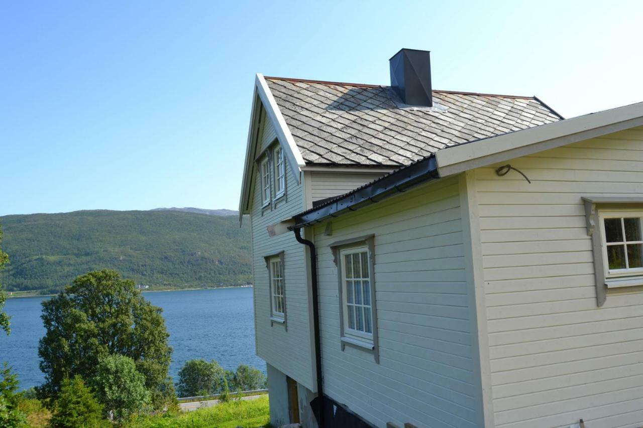 Kvaloya Lodge Futrikelv 외부 사진